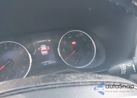 2022 Toyota Rav4 Xle z USA, uszkodzony, nr VIN 2T3W1RFV1NC198199